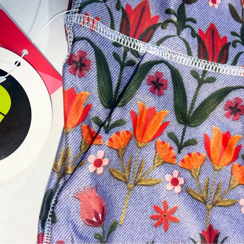 •YOGA DEMOCRACY• High Waist Bell Bottoms 2.0 Leggings in Lavender Love Size L - Picture 5 of 13